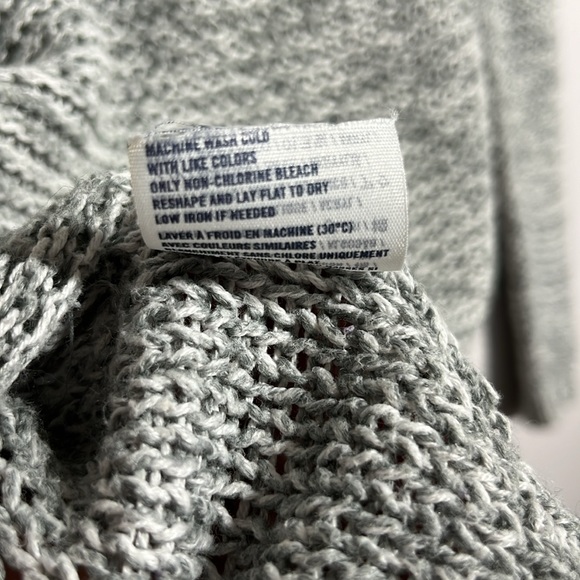 Abercrombie Est 1892 Kids V Button Down Knit Cardigan Size Large, Gray - Picture 6 of 7